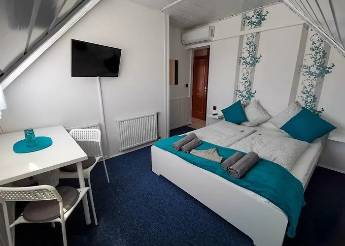 Bed & Breakfast Balcsi 2*