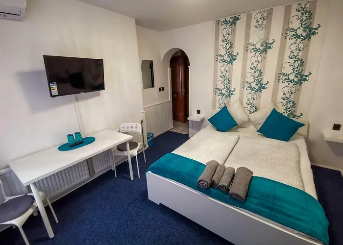 Balcsi Bed & Breakfast 2*